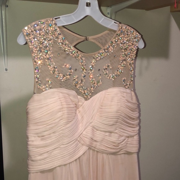 Floor Length Sequinned Formal Dress 💋 - Picture 3 of 4